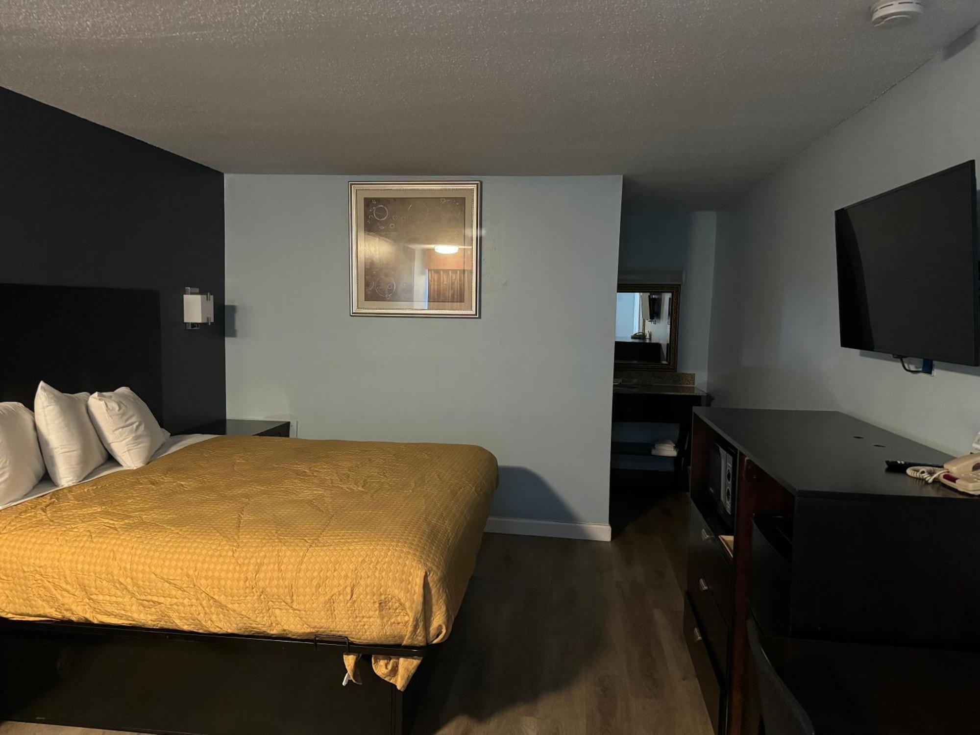 Red Carpet Inn & Suites - Danville Buitenkant foto